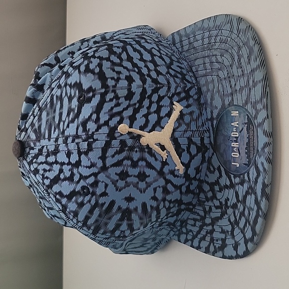 Michael Jordan Air Jordan Hat One size fits most Blue 💙 and Black ⚫️ - Picture 1 of 10